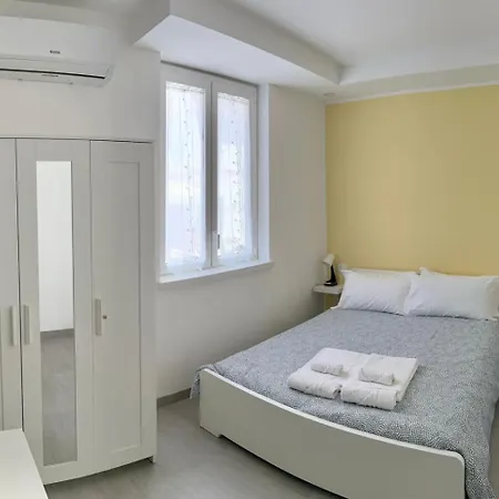 Alojamento de Acomodação e Pequeno-almoço Sicily